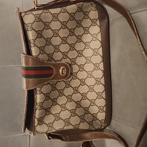Authentic Gucci crossbody